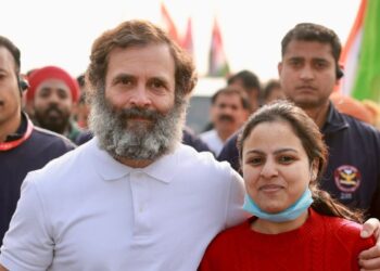 ریاستی درجے کی بحالی جموں وکشمیر کا سب سے بڑا مسئلہ ہے،باہر کے لوگ یہاں سارے امور چلا رہے ہیں: راہل گاندھی