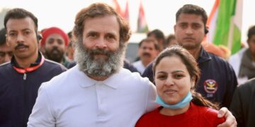 ریاستی درجے کی بحالی جموں وکشمیر کا سب سے بڑا مسئلہ ہے،باہر کے لوگ یہاں سارے امور چلا رہے ہیں: راہل گاندھی
