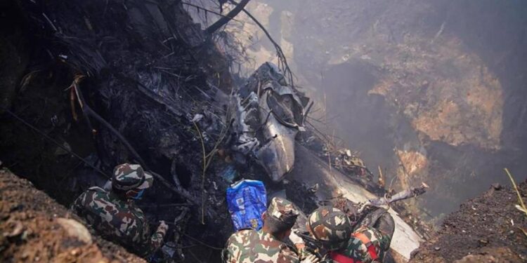 نیپال کا طیارہ لینڈنگ سے چند منٹ پہلے گر کر تباہ, طیارے میں سوار 72 افراد میں سے 68 ہلاک